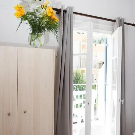 Hb Benitsa Benitses (Corfu)