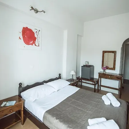 Hb Benitsa * Benitses (Corfu)