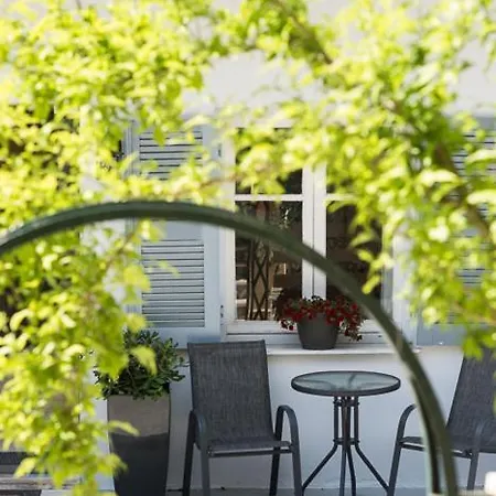 Hb Benitsa * Benícesz